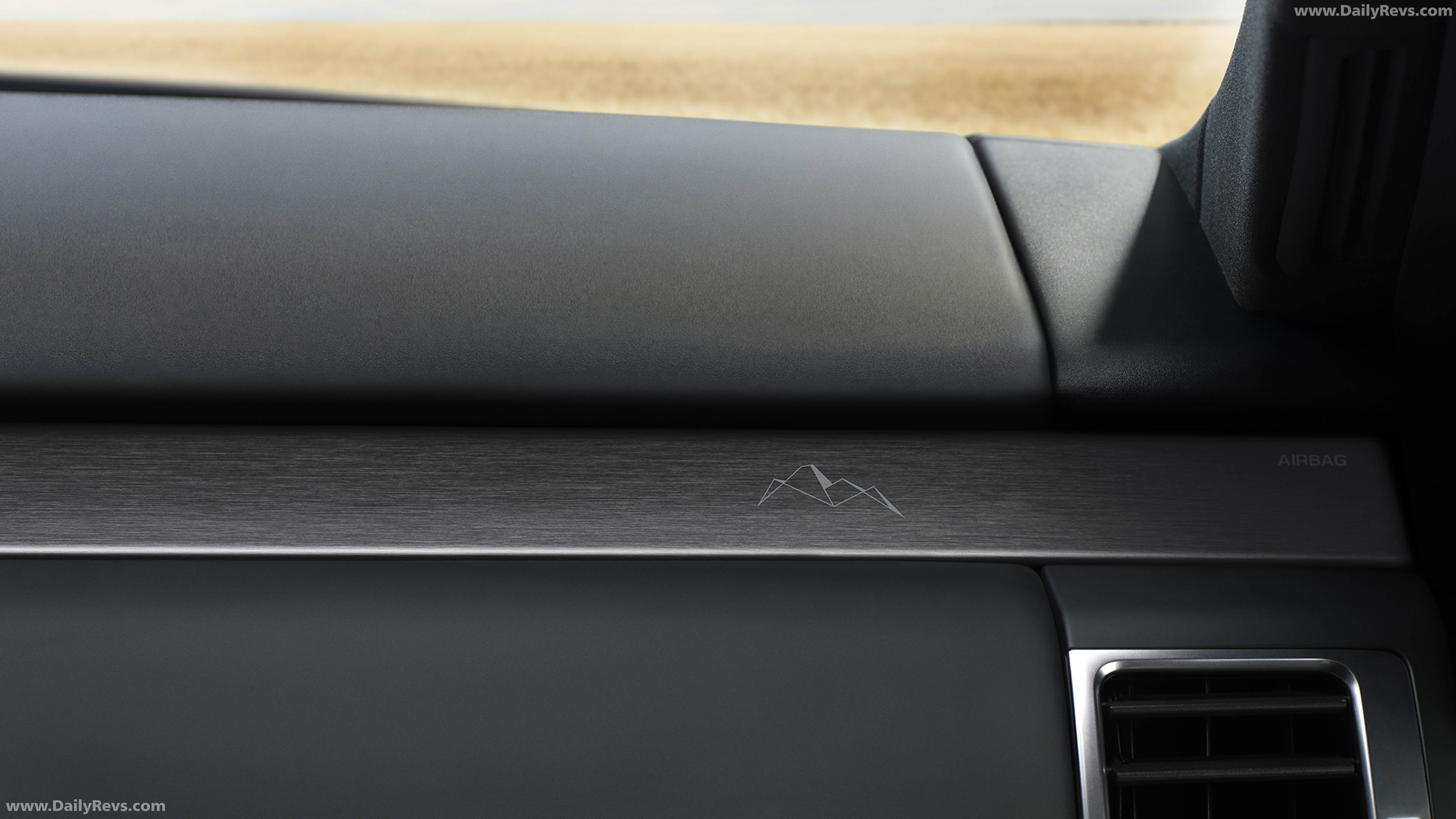 2026 Land Rover Discovery Landmark Edition Interior